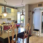 Apartamento San Quirce - céntrico y reformado- wifi y netflix