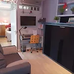 Apartamento San Quirce - céntrico y reformado- wifi y netflix